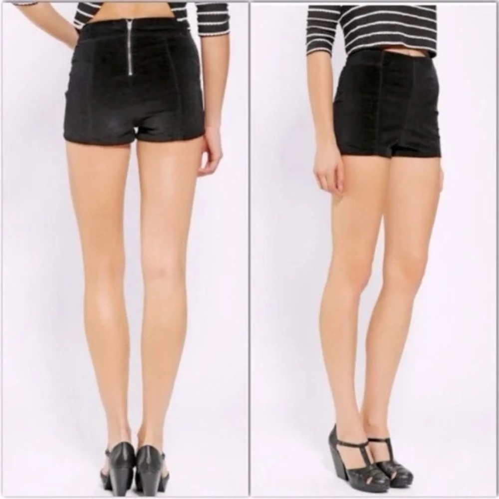 Kimchi Blue | Rosie Pin-Up High Rise Shorts Size 0
